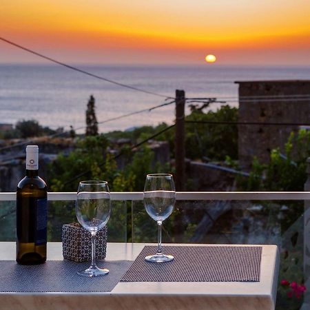 Tzouganos Villa Sfinárion Esterno foto