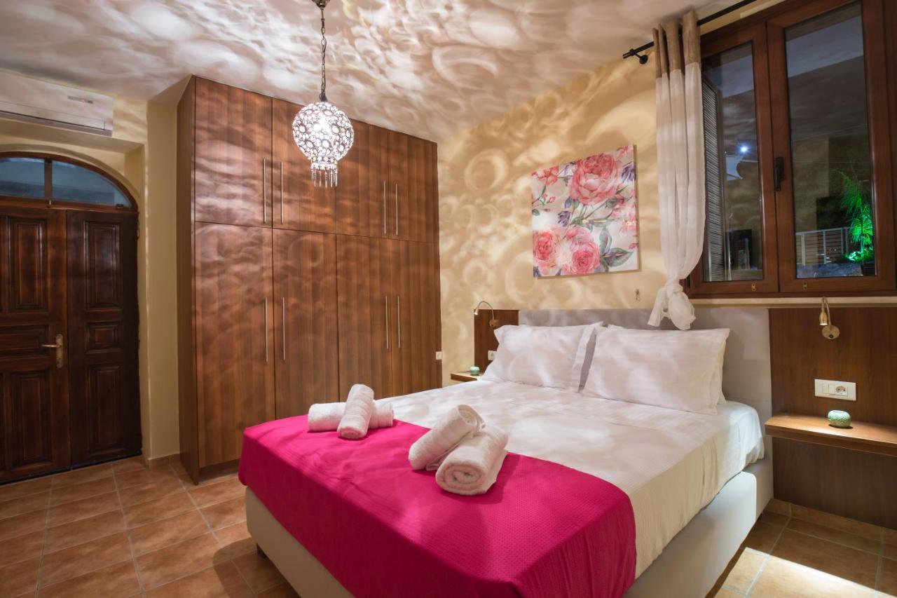 Tzouganos Villa Sfinárion Esterno foto