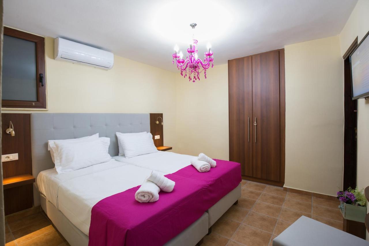Tzouganos Villa Sfinárion Esterno foto